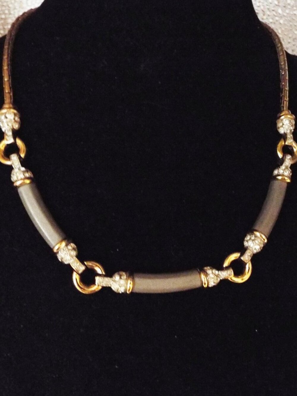NINA RICCI PARIS GREY TUBES W/ CRYSTALS GOLDEN CHOKER NECKLACE 69